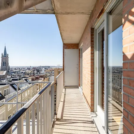 アパート In With Sea Views